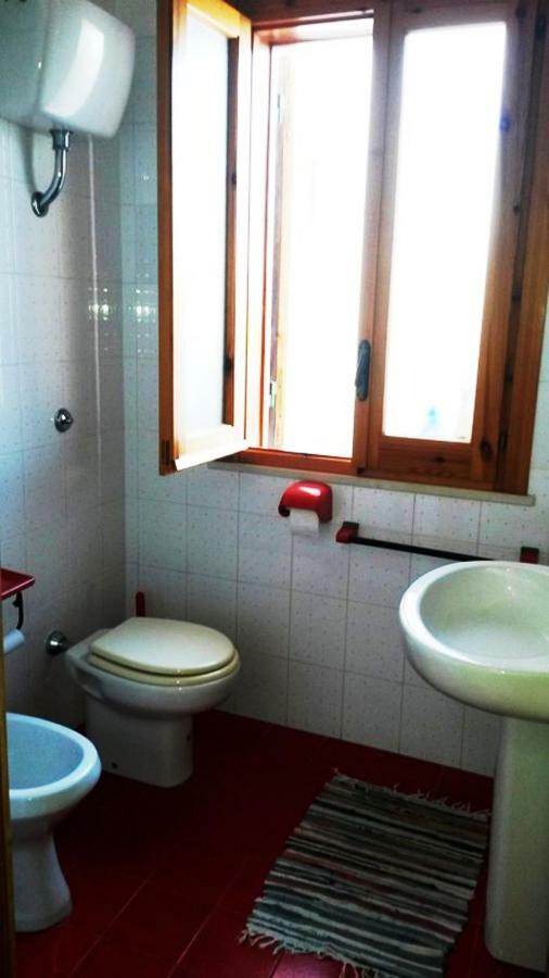 Appartamento Indipendente Nardy-Ros Torre dell'Orso Exteriör bild